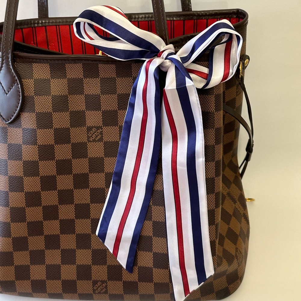 A Red, White, and Blue 1pc Twilly